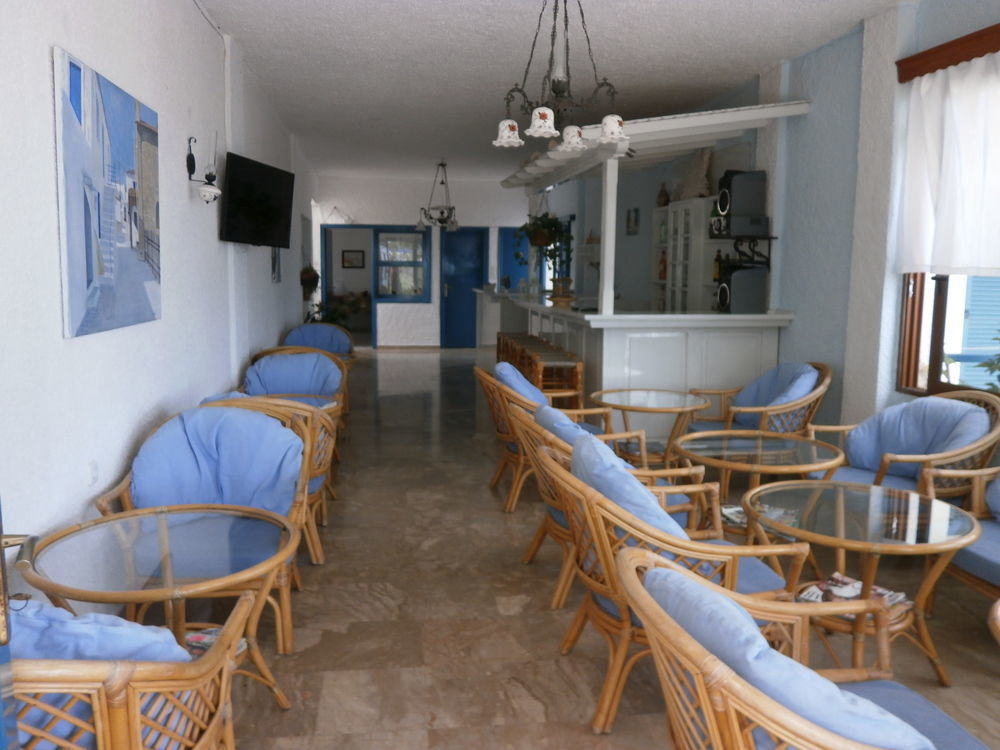 Hotel Flisvos Megalochori  Экстерьер фото