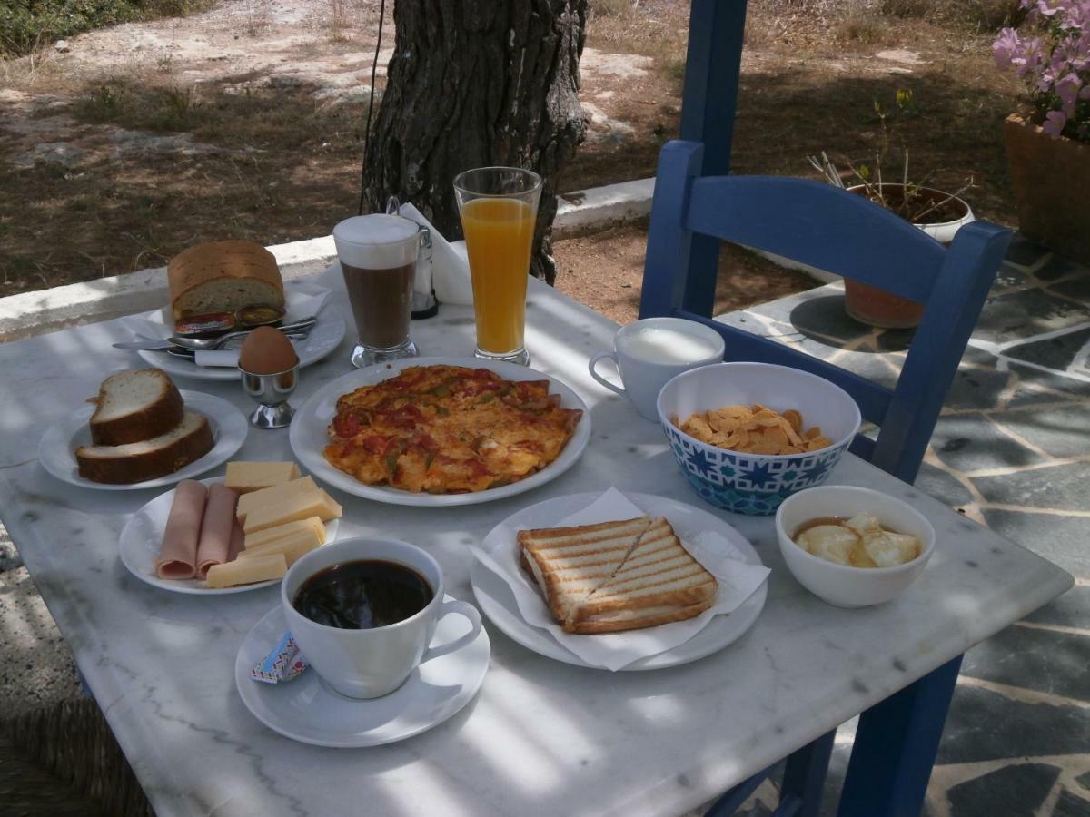 Hotel Flisvos Megalochori  Экстерьер фото